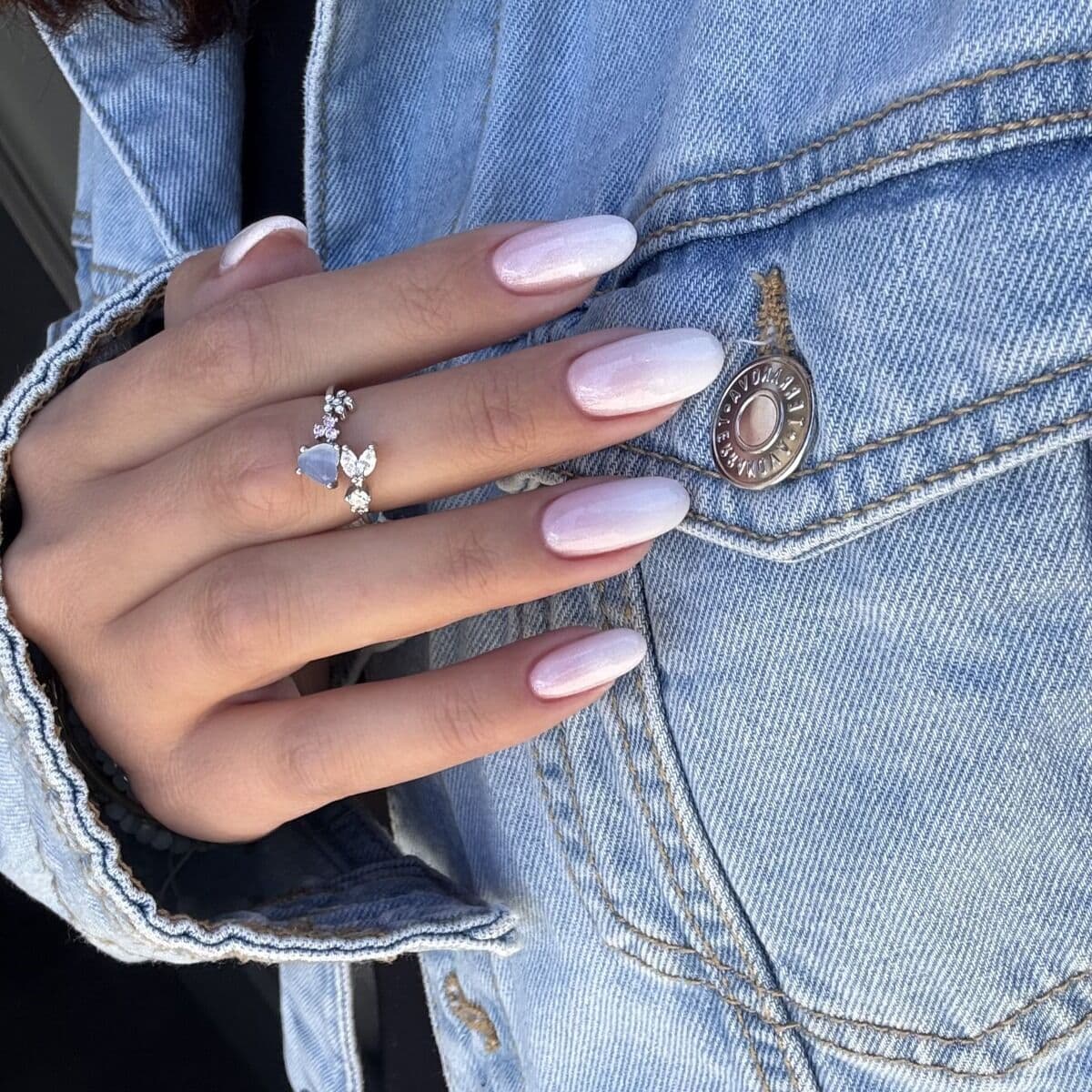 Semilac - Babyboomer avec Decor Gel White - vernis semi-permanent 581 Delicate Coral - Top No Wipe Milky T32