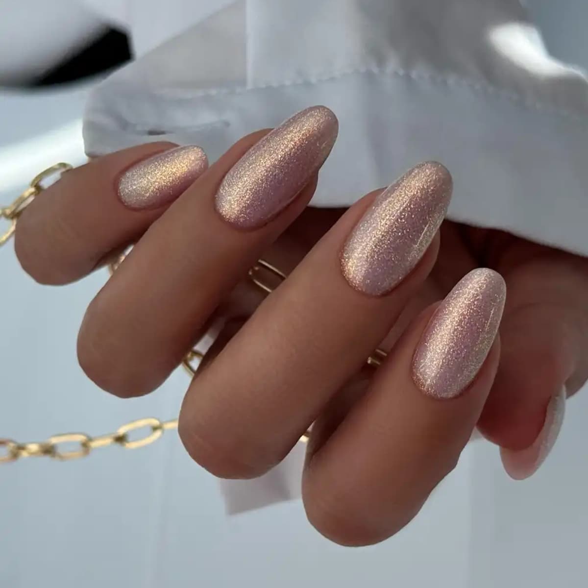 Manucure avec Verin - Vernis semi-permanent Fairy F02